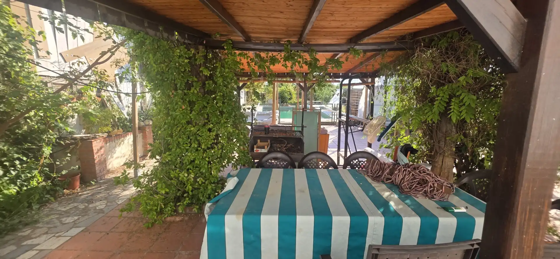 Terrassa de Casa o xalet en venda en La Zubia amb Aire condicionat, Terrassa i Piscina