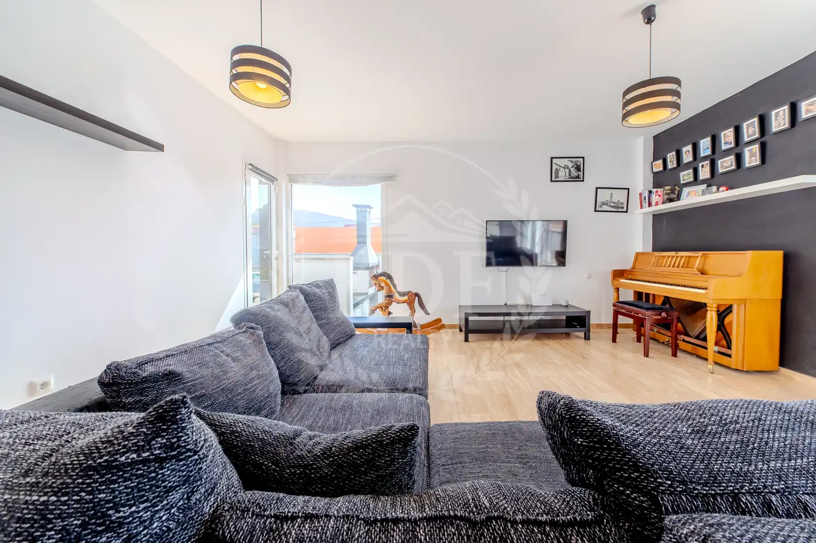 Sala de estar de Casa o chalet en venta en Arona con Aire acondicionado, Jardín privado y Parquet
