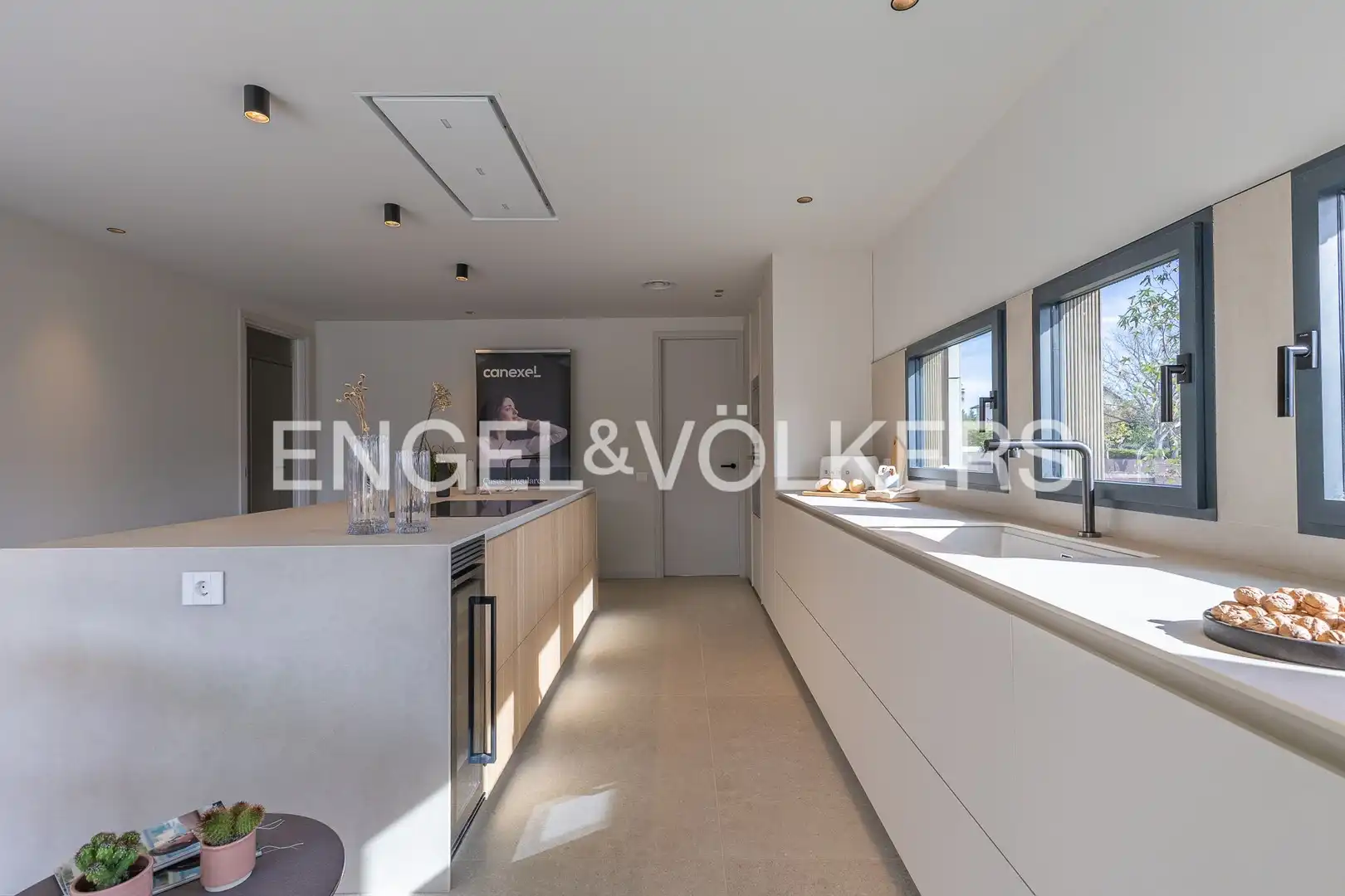 Kitchen of Houses for sale in Sant Cugat del Vallès  with Air Conditioner, Heating and Private garden