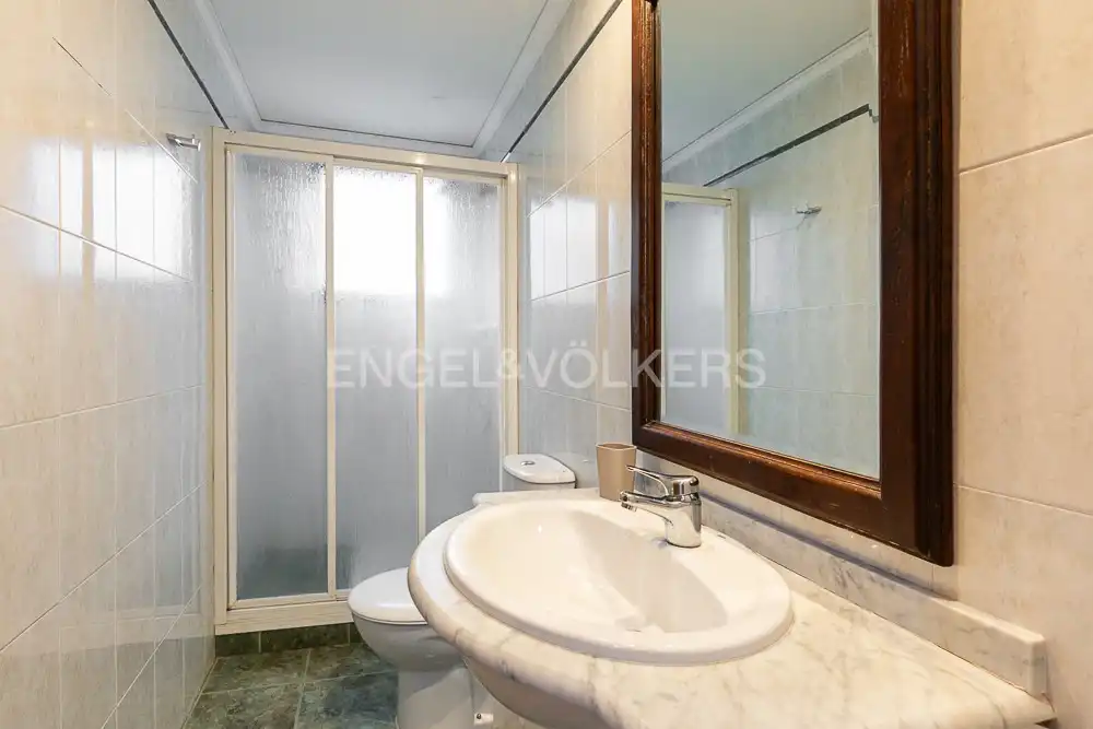 Baño de Apartamento en venta en Xeraco con Aire acondicionado, Calefacción y Jardín privado