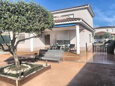 Casa con jardín en venta en Tossa de Mar 11