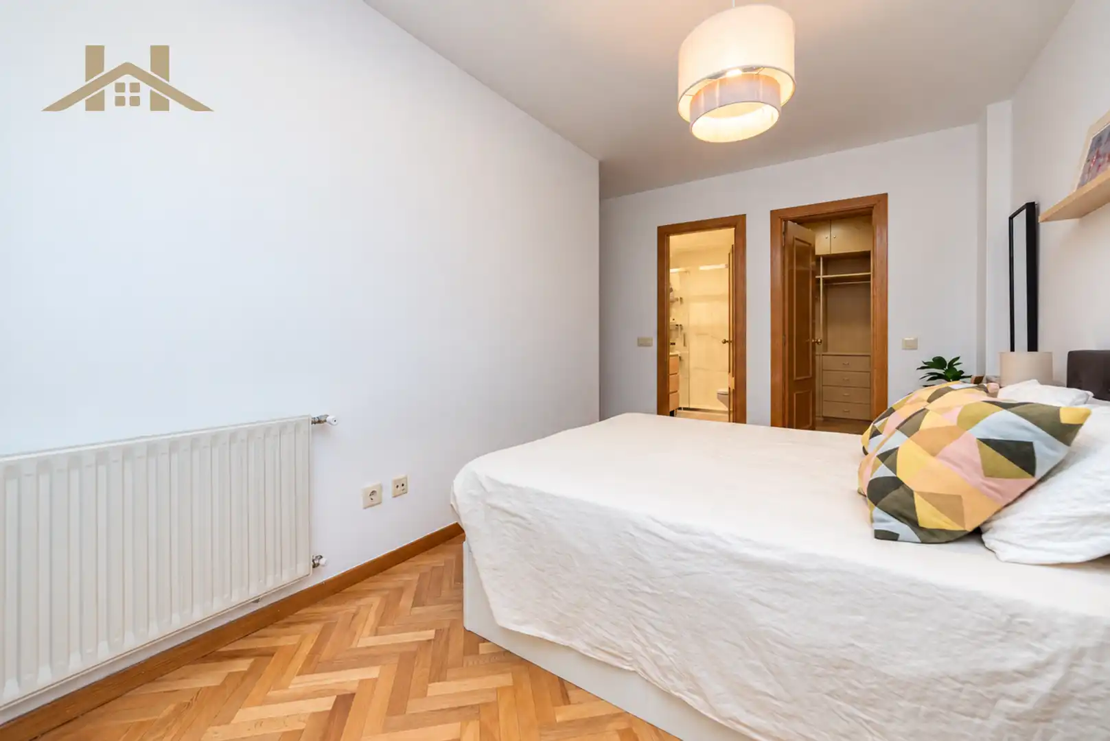 Habitación de Piso en venta en Avenida Europa