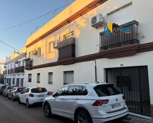 Vista exterior de Pis en venda en Chiclana de la Frontera amb Terrassa