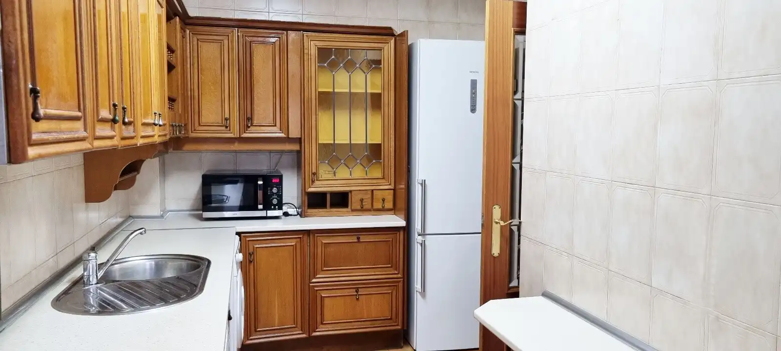 Cuina de Casa adosada en venda en Villaviciosa de Odón amb Aire condicionat, Calefacció i Jardí privat