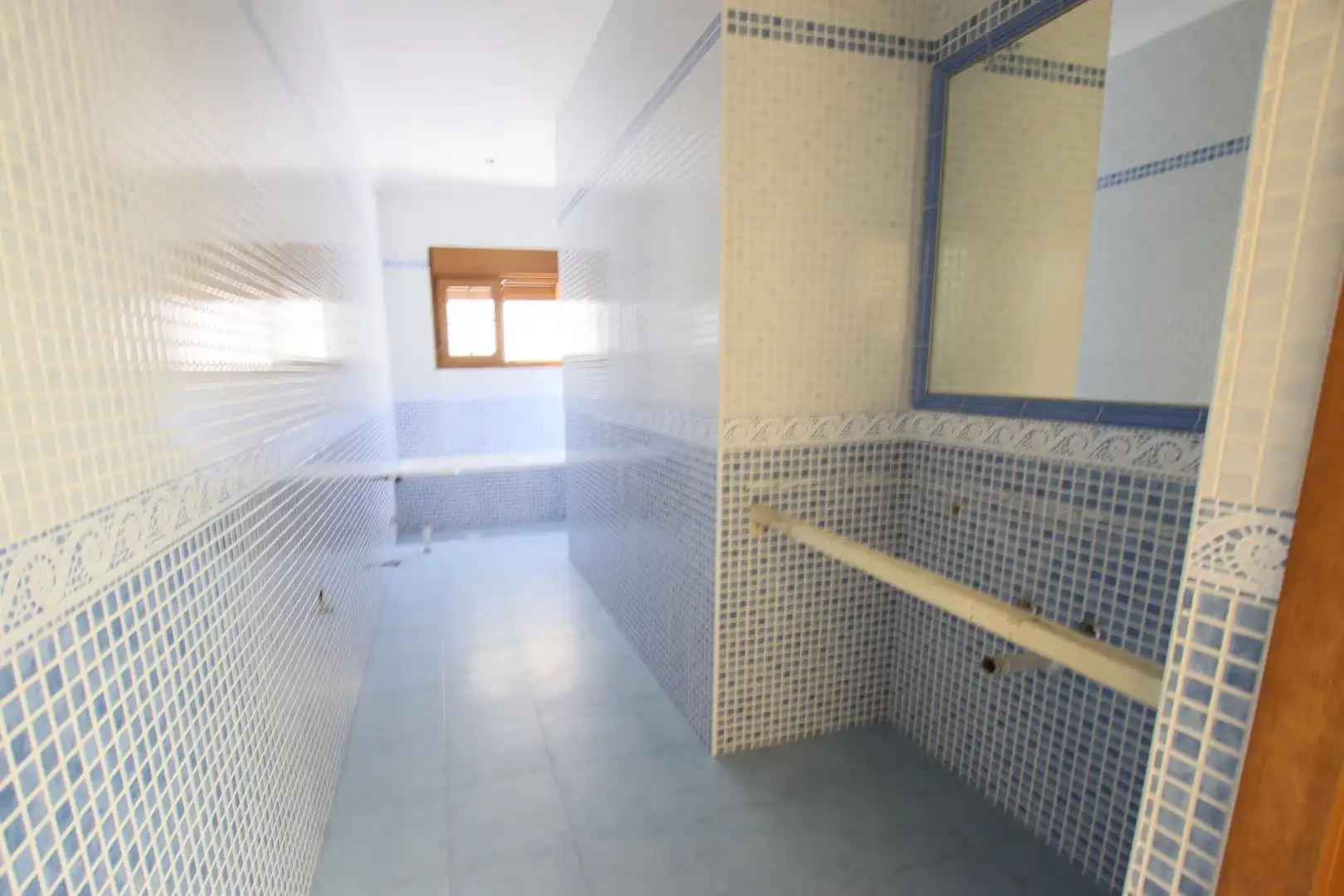 Bany de Casa o xalet en venda en Montijo amb Terrassa i Balcó