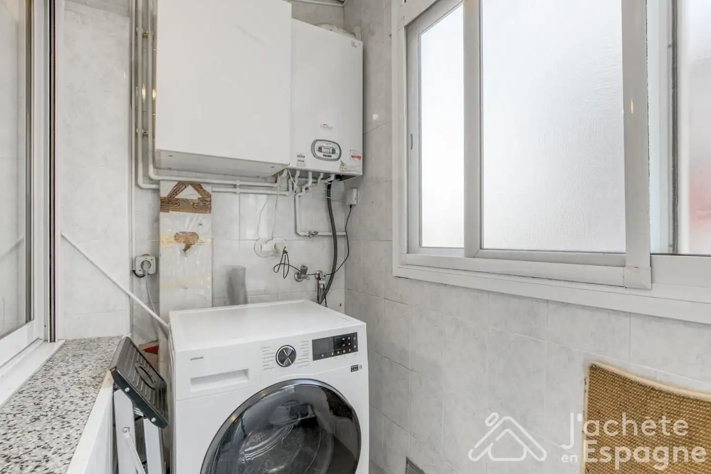 Baño de Apartamento en venta en Gavà con Calefacción y Terraza