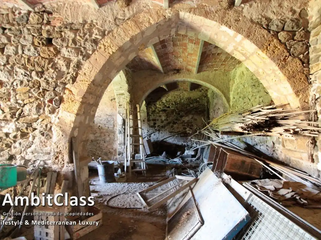 Houses for sale in Besalú  with Heating, Private garden and Terrace