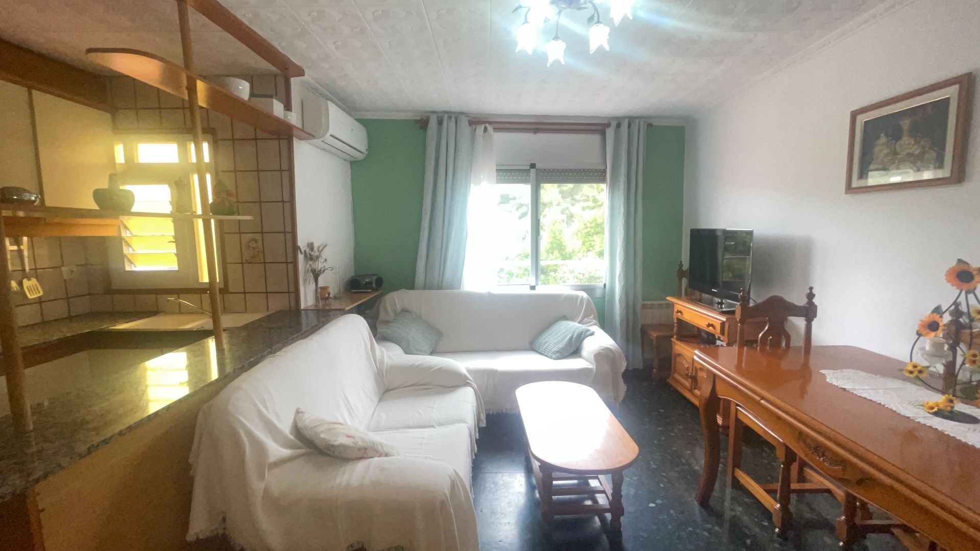 Sala d'estar de Casa o xalet en venda en Terrassa amb Aire condicionat, Calefacció i Terrassa