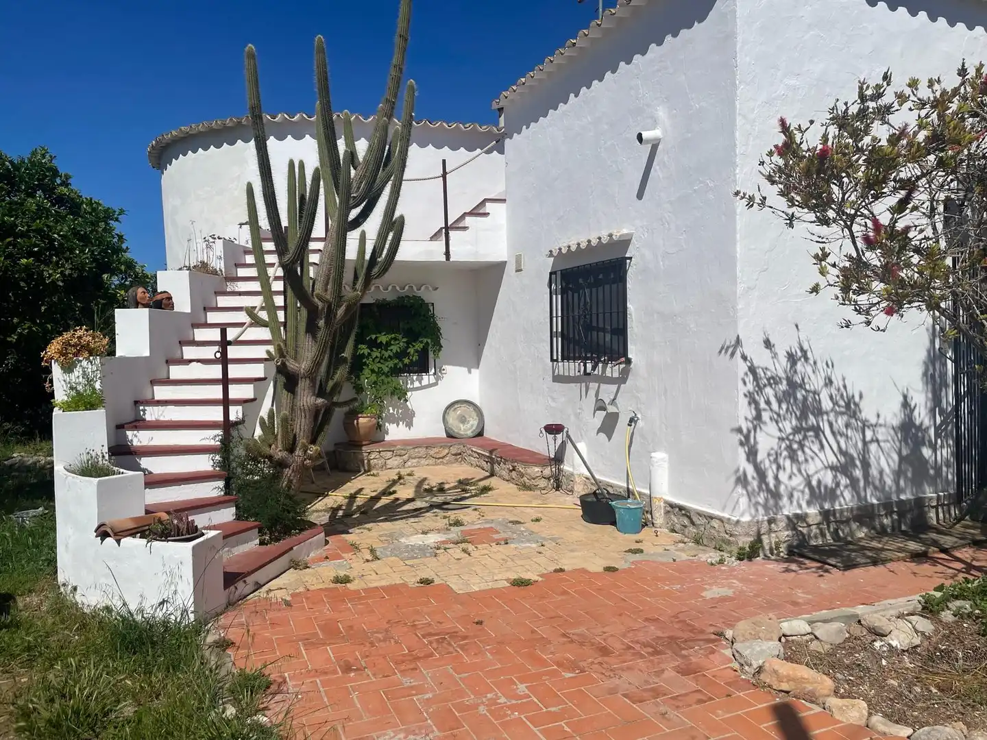 Vista exterior de Finca rústica en venta en Santa Eulària des Riu con Aire acondicionado, Calefacción y Jardín privado
