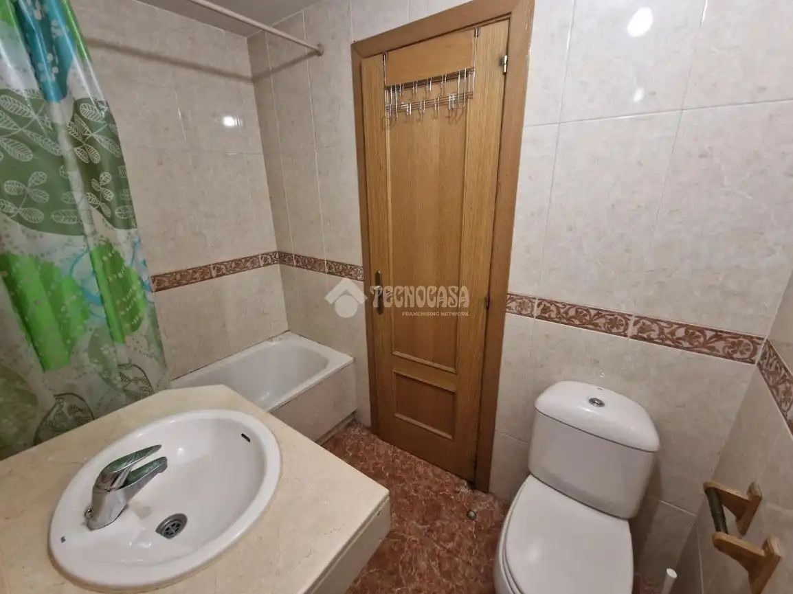 Bany de Dúplex en venda en Alcorcón amb Calefacció