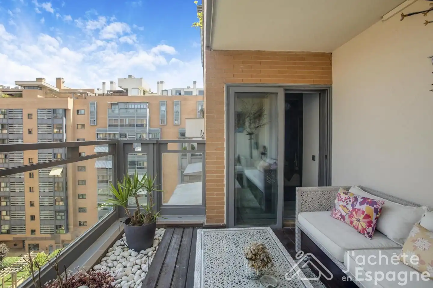 Terrassa de Dúplex en venda en Madrid amb Aire condicionat, Calefacció i Terrassa