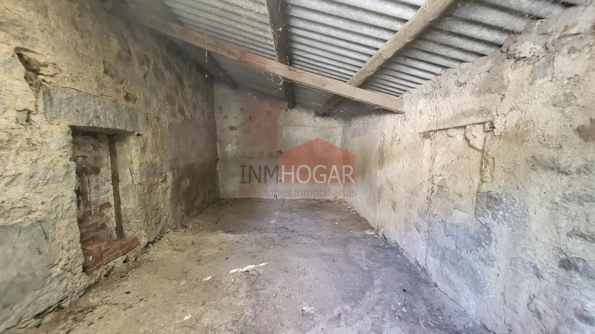 Garaje en venta en Navalperal de Pinares
