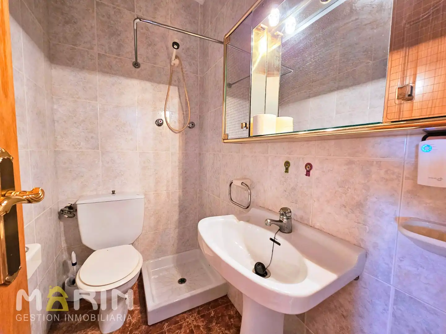 Bany de Casa o xalet en venda en Cartagena amb Aire condicionat, Jardí privat i Terrassa