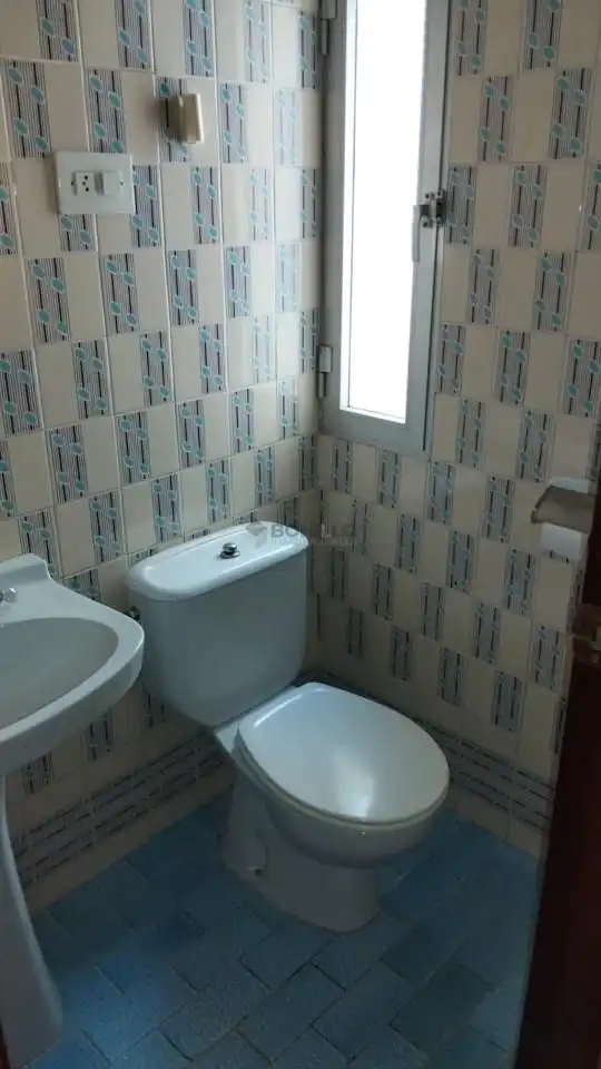 Baño de Piso en venta en Teruel con Calefacción, Parquet y Amueblado