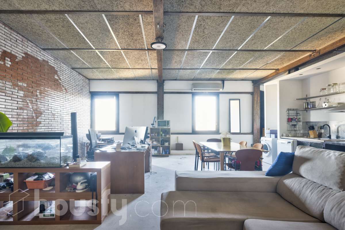 Living room of Loft for sale in  Barcelona Capital  with Air Conditioner, Heating and Furnished