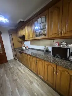 Cocina de Casa o chalet de alquiler en San Andrés del Rabanedo con Calefacción, Jardín privado y Parquet