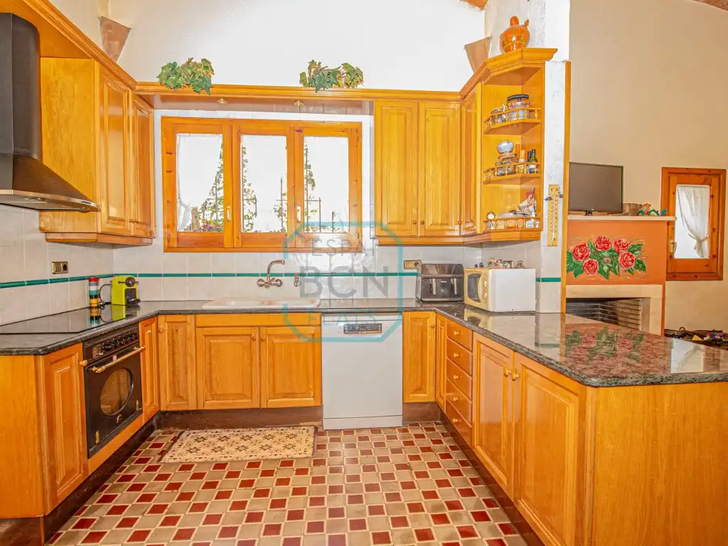 Cocina de Casa o chalet en venta en Arenys de Munt con Jardín privado, Terraza y Balcón