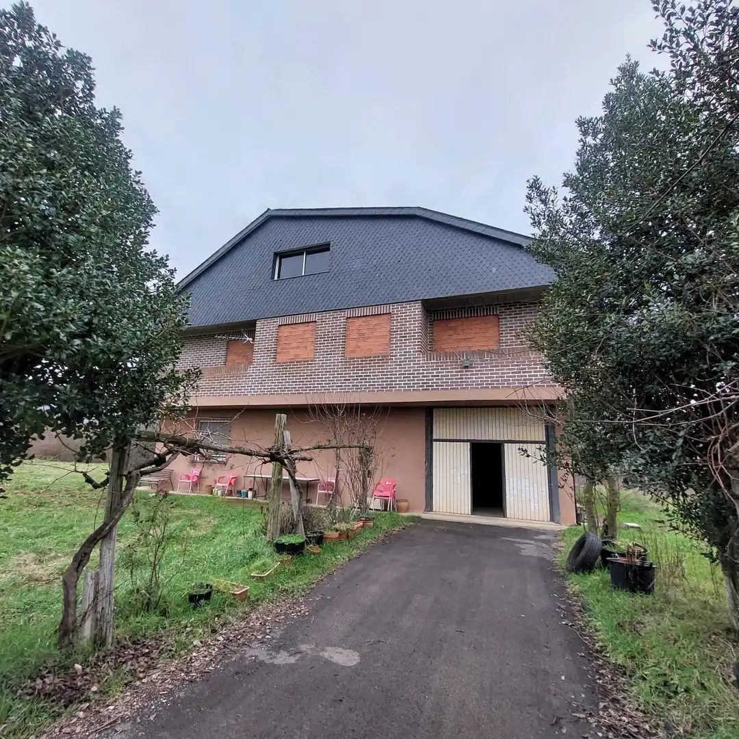 Exterior view of Houses for sale in Ponferrada  with Swimming Pool