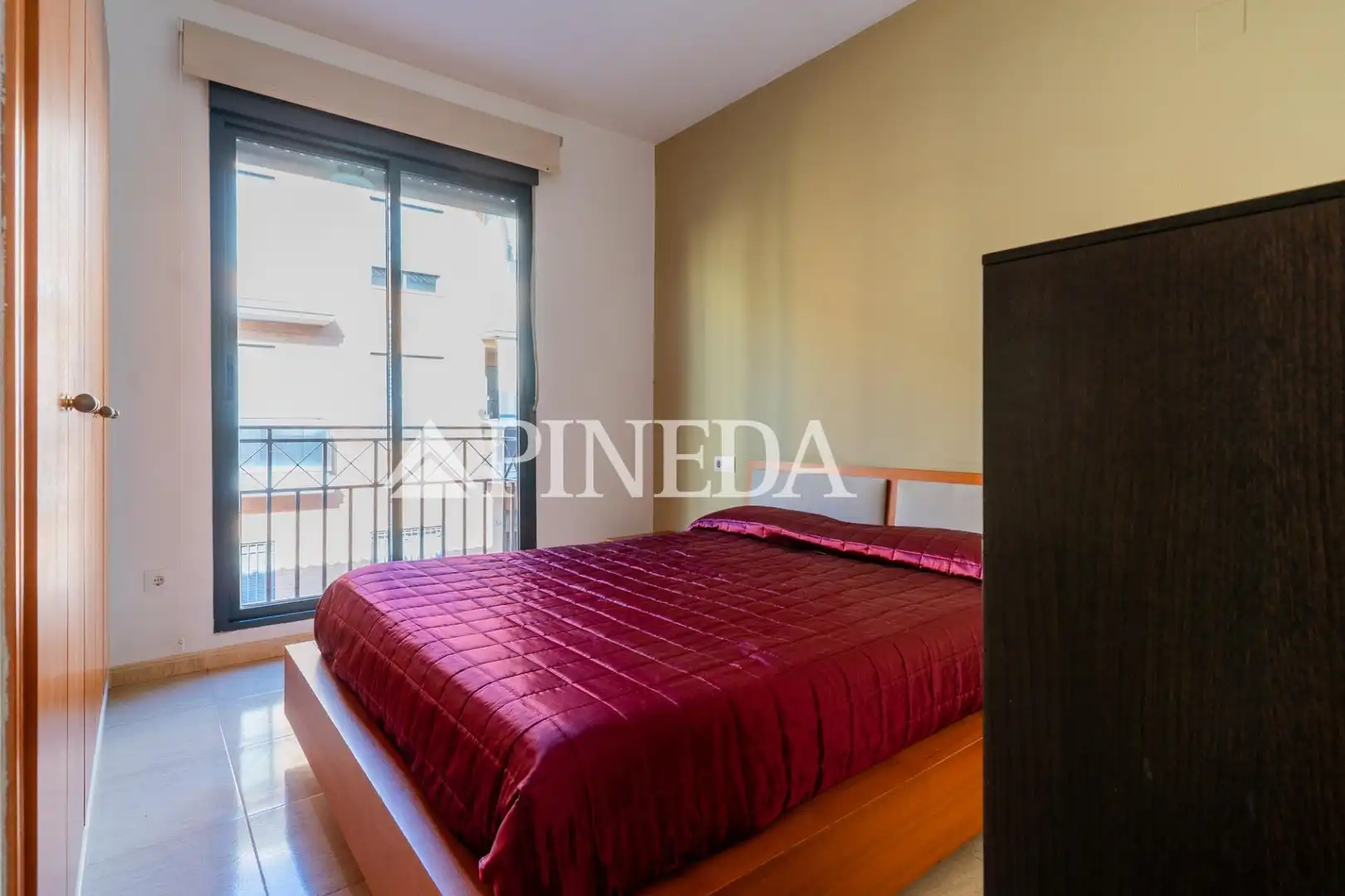 Habitación de Casa adosada en venta en Puçol con Calefacción, Terraza y Trastero