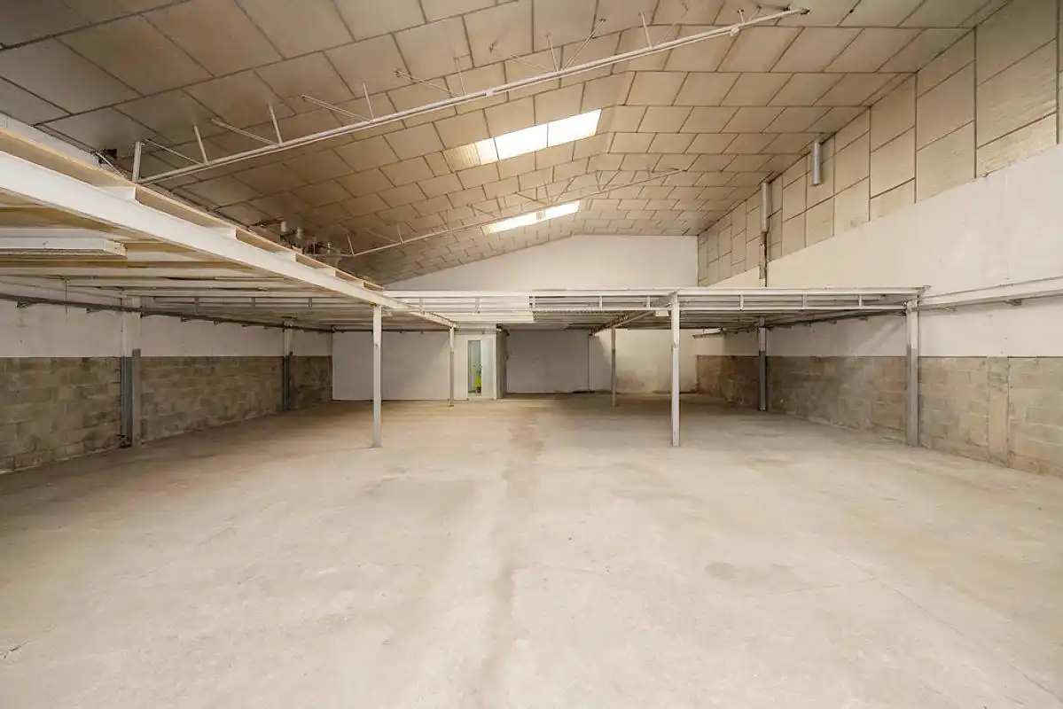 Industrial buildings for rent in Málaga  with Heating