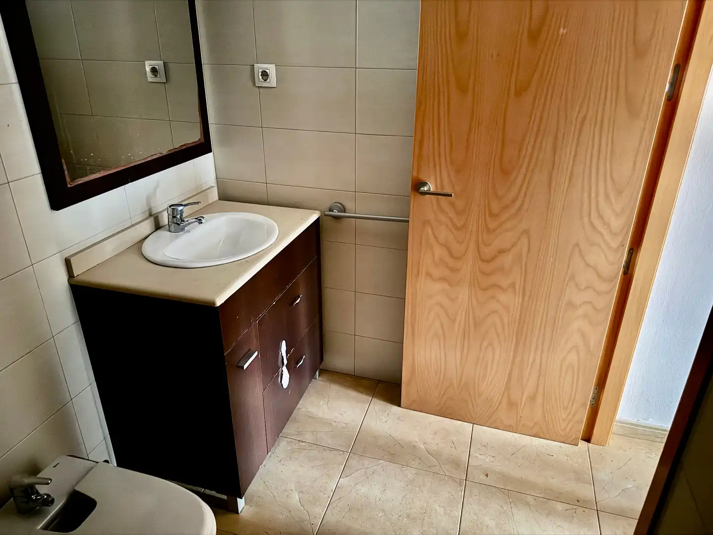 Baño de Piso en venta en Torredembarra con Aire acondicionado y Balcón