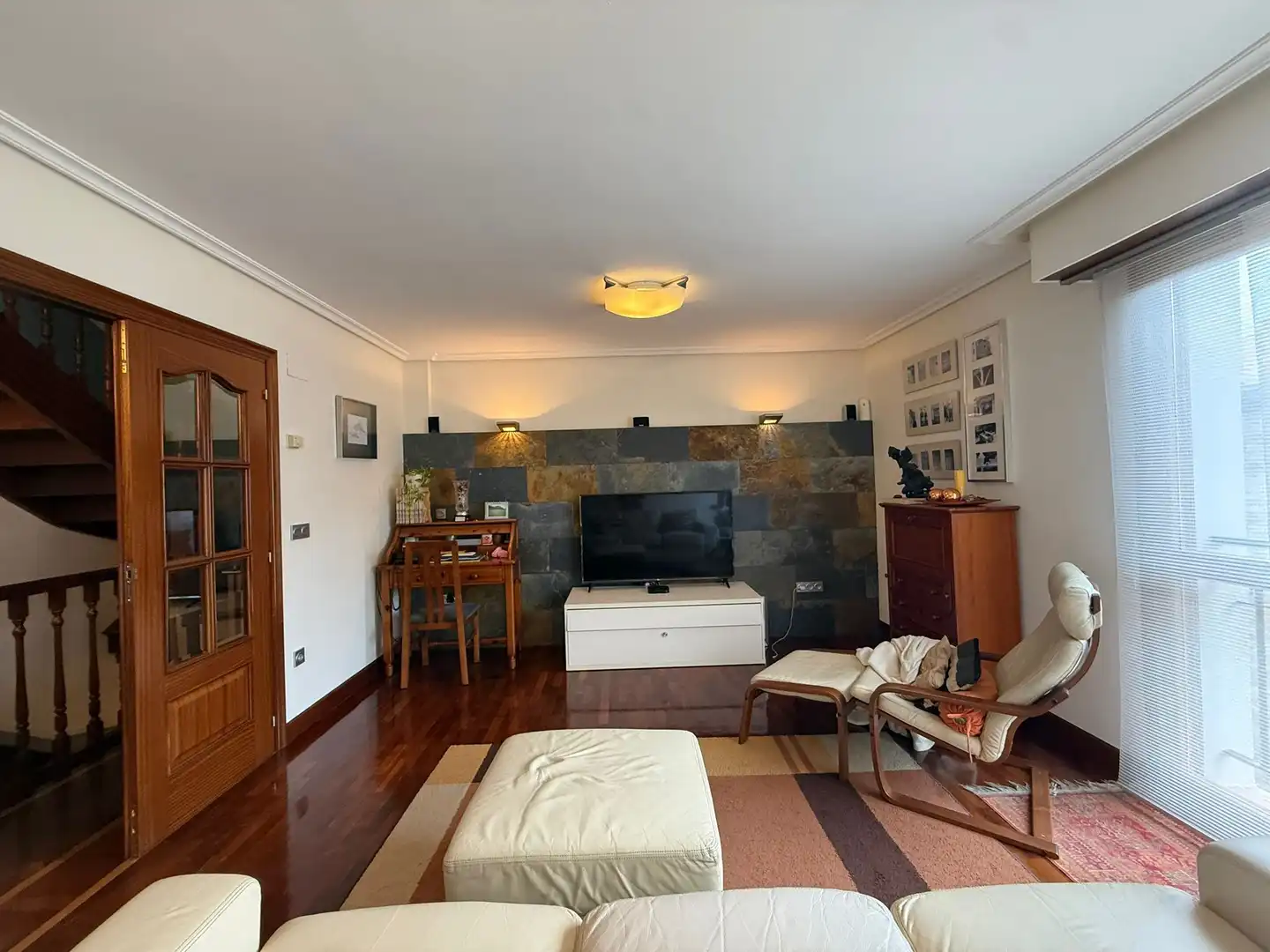 Living room of Detached homes for sale in Asteasu  with Terrace, Furnished and Balcony