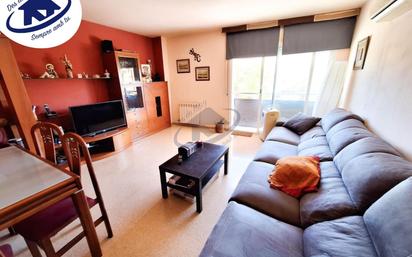 Living room of Flat for sale in Sabadell  with Air Conditioner, Heating and Storage room