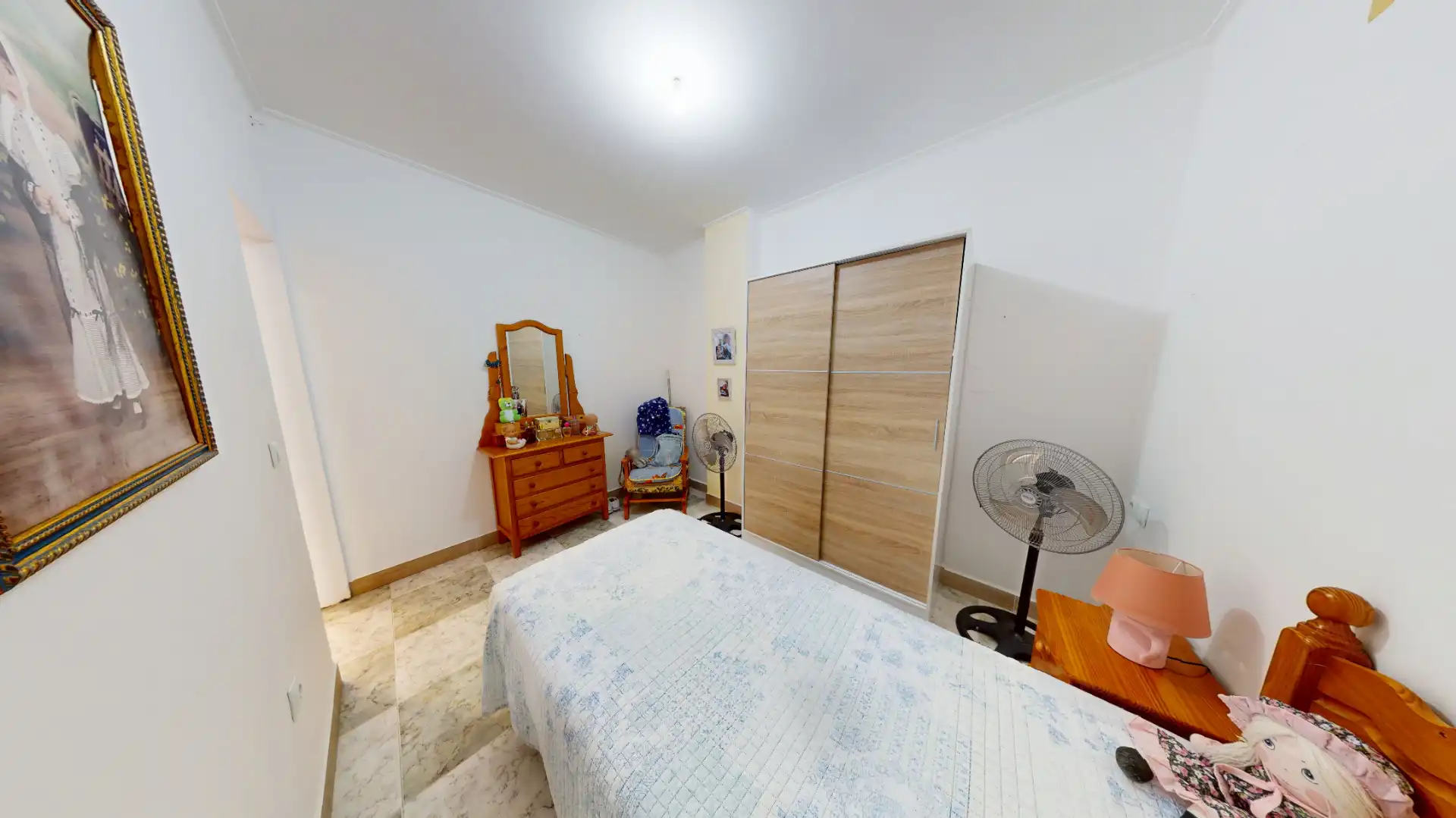 Habitación de Casa adosada en venta en Torrevieja con Jardín privado y Amueblado