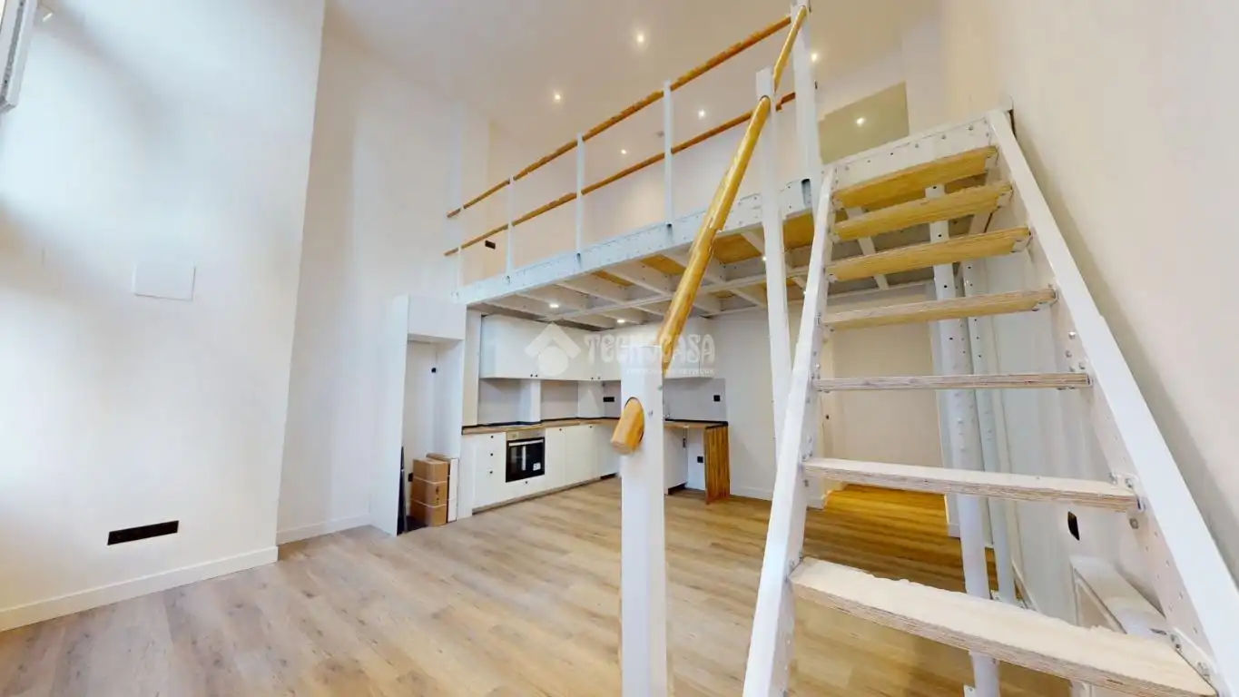 Loft en venta en Adelfas
