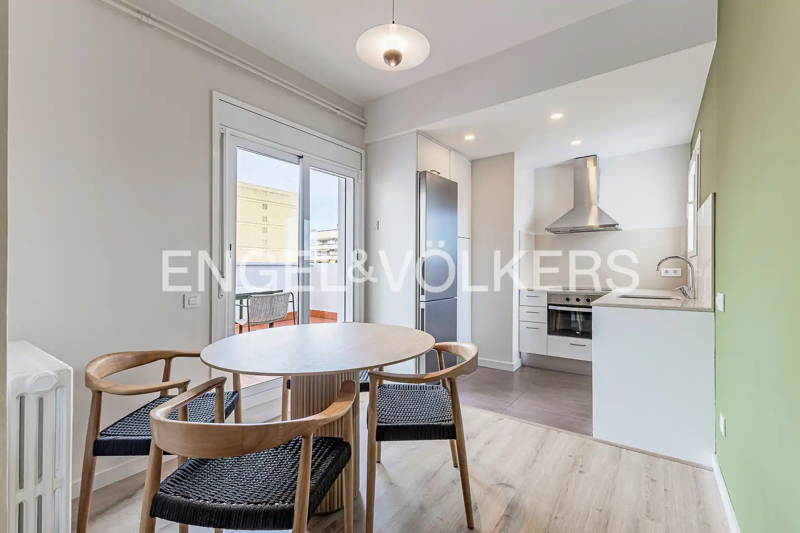 Cocina de Ático de alquiler en Barcelona con Aire acondicionado, Calefacción y Parquet