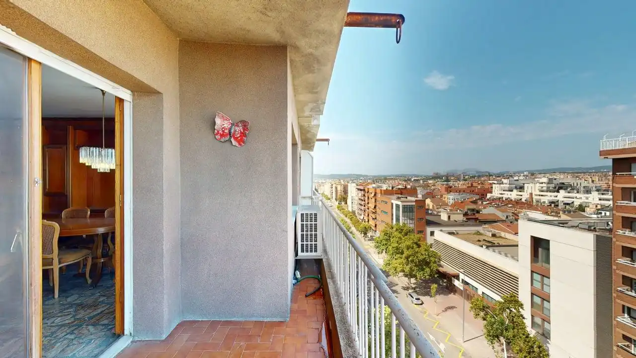 Appartamento con terrazza in vendita a Carrer de Latorre, imagen 17