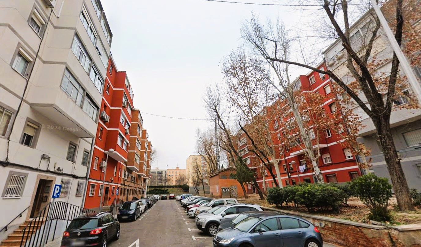Pis en venda a Calle de Sáhara, Los Rosales