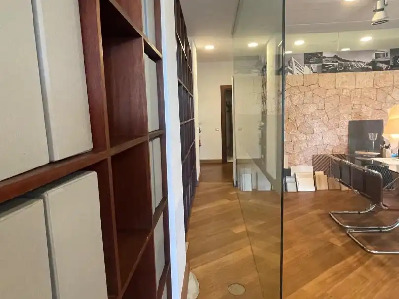 Büro zur Miete in Eivissa mit Klimaanlage, Heizung und Möbliert
