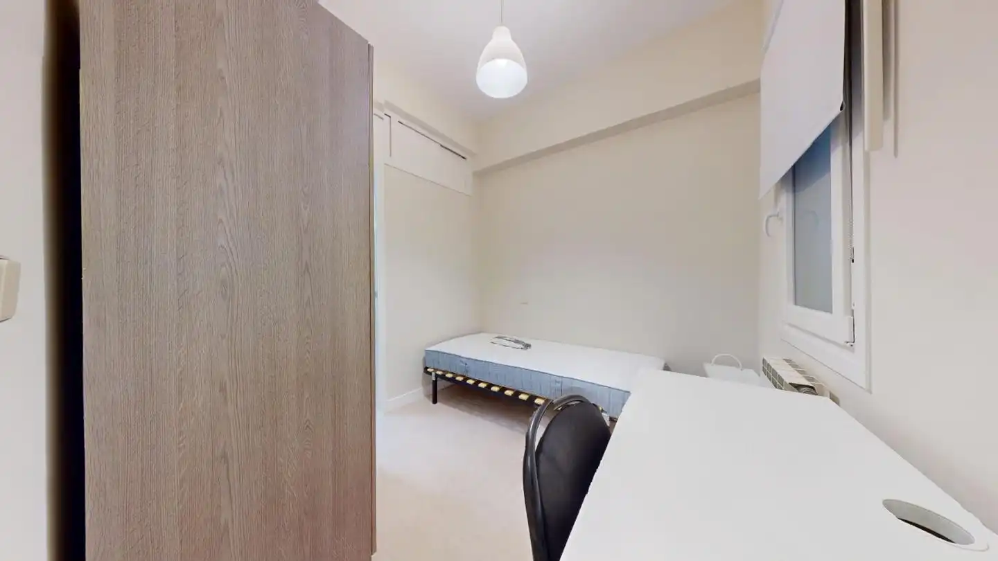 Schlafzimmer von Erdgeschoss zur Miete in Madrid