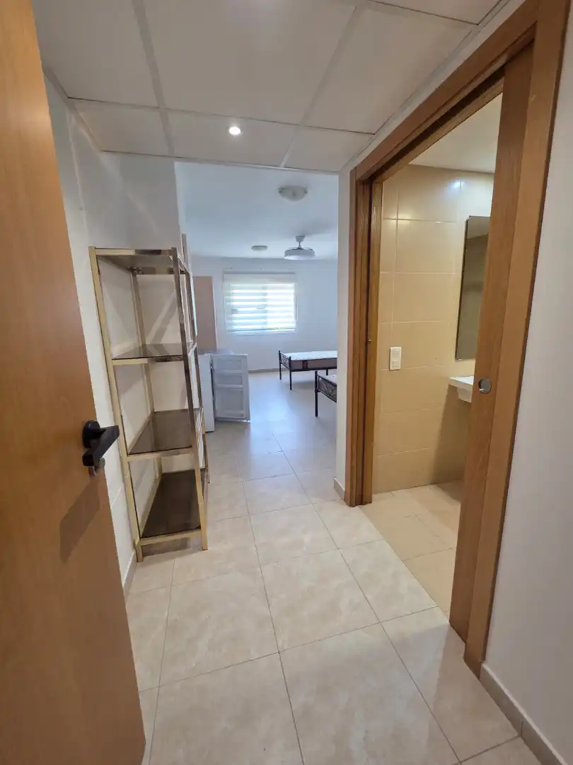 Habitación de Estudio de alquiler en Benalmádena con Aire acondicionado, Amueblado y Horno
