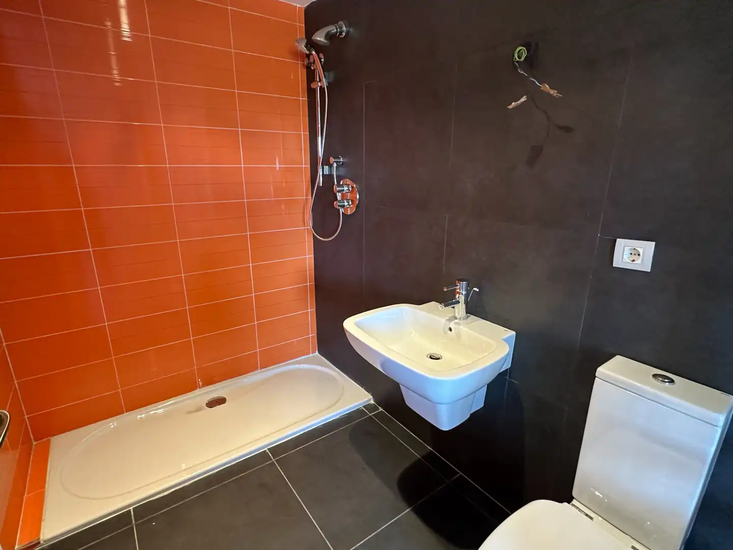 Baño de Casa o chalet en venta en Alicante / Alacant con Aire acondicionado, Jardín privado y Terraza