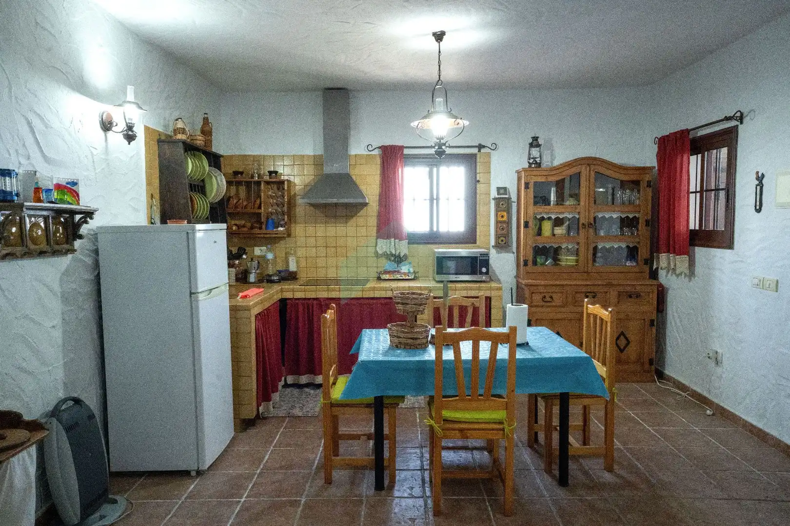 Cuina de Casa o xalet en venda en La Orotava amb Jardí privat, Terrassa i Moblat
