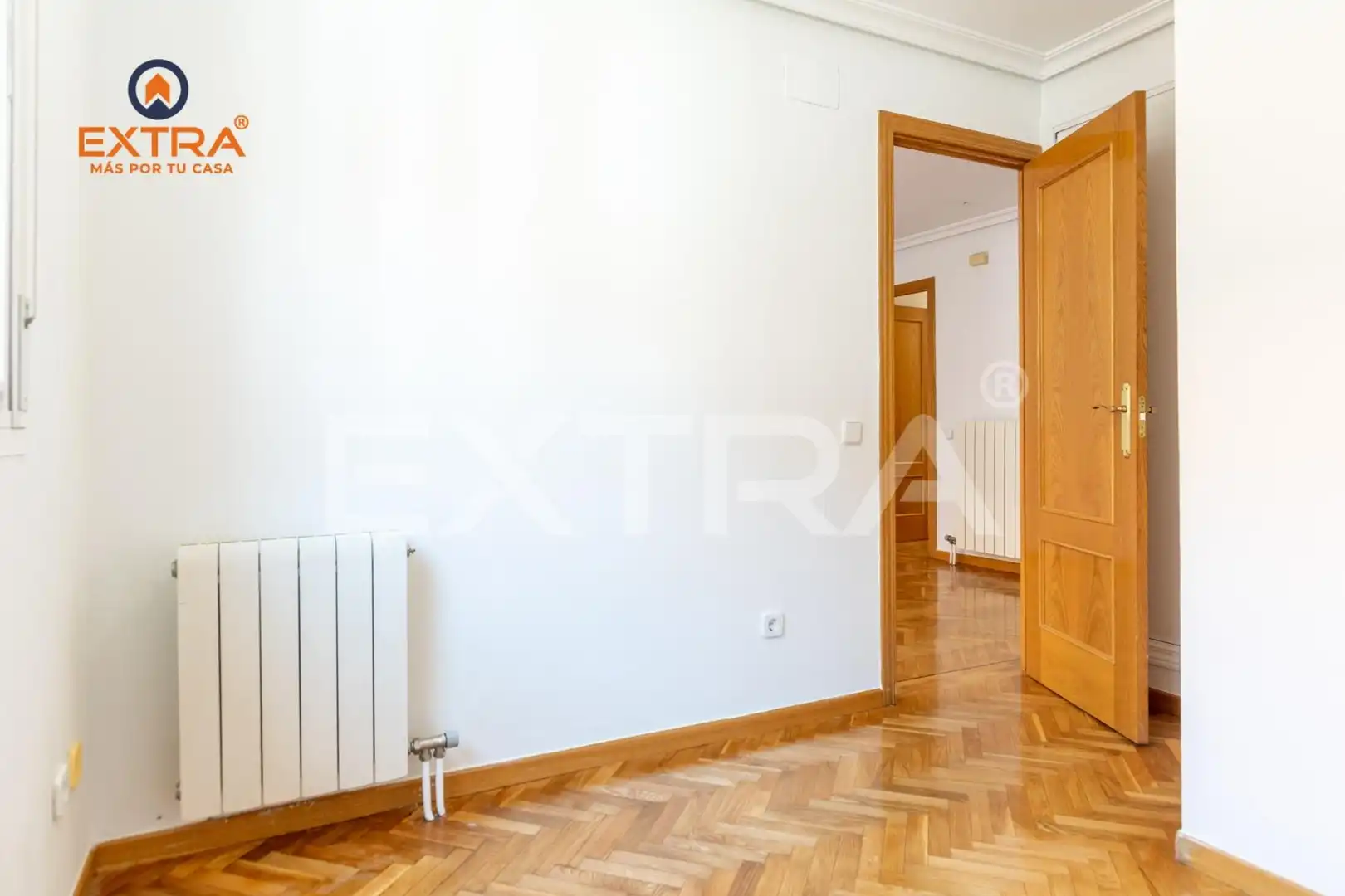 Bedroom of Flat for rent in Madrid  with Heating