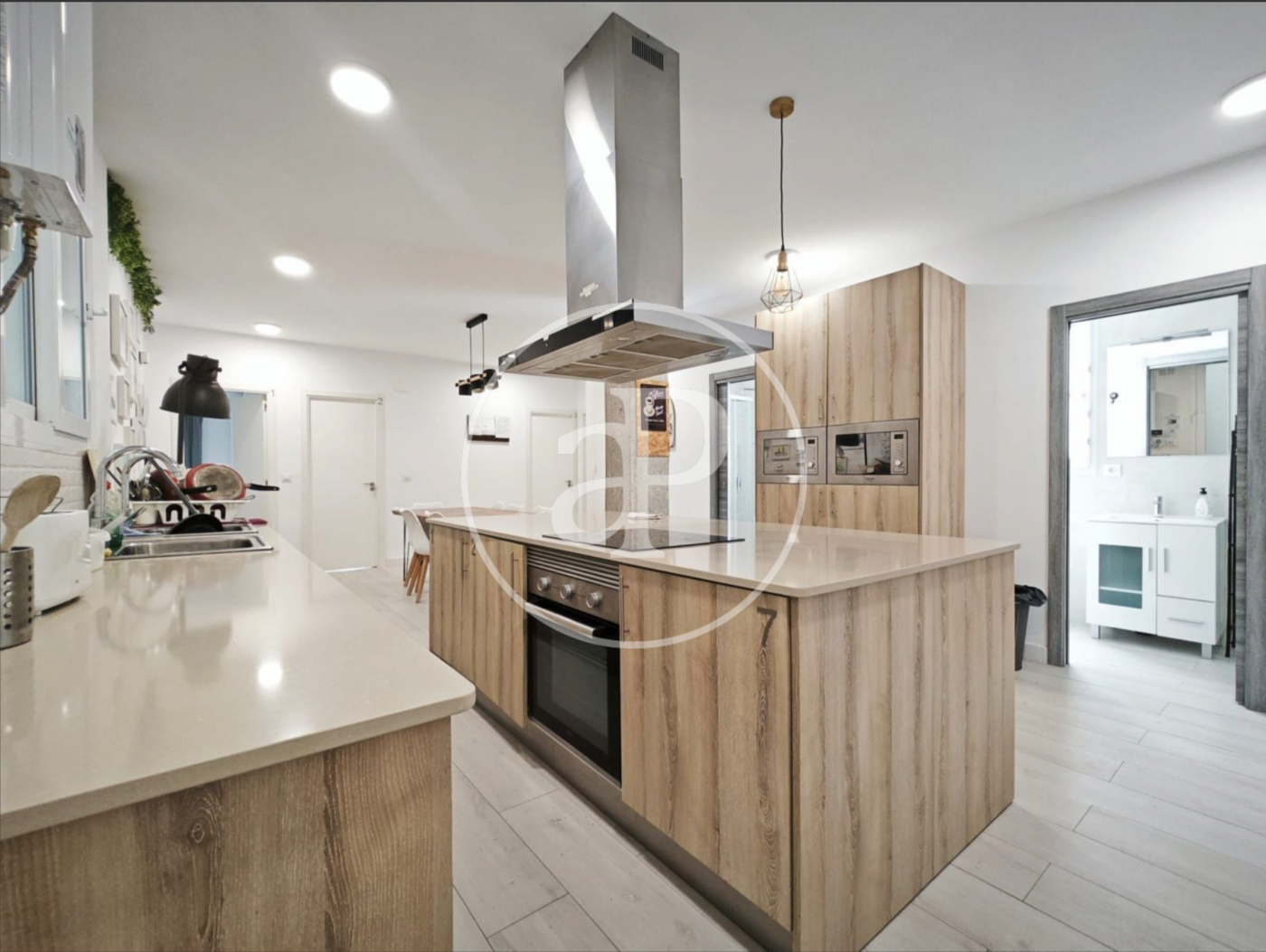 Cuina de Pis en venda en  Valencia Capital amb Aire condicionat, Calefacció i Moblat