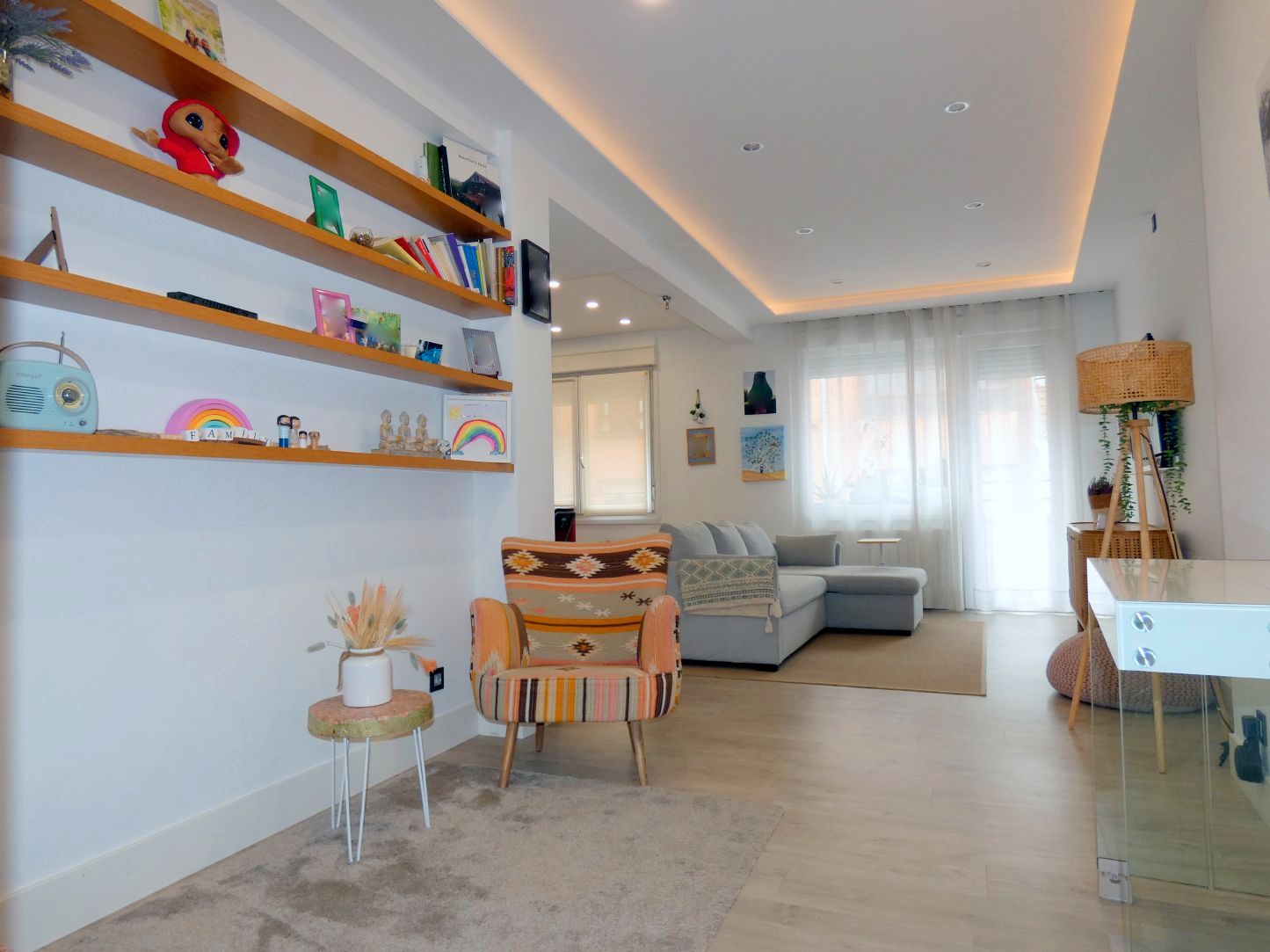 Sala d'estar de Pis en venda en Bilbao  amb Calefacció, Parquet i Traster