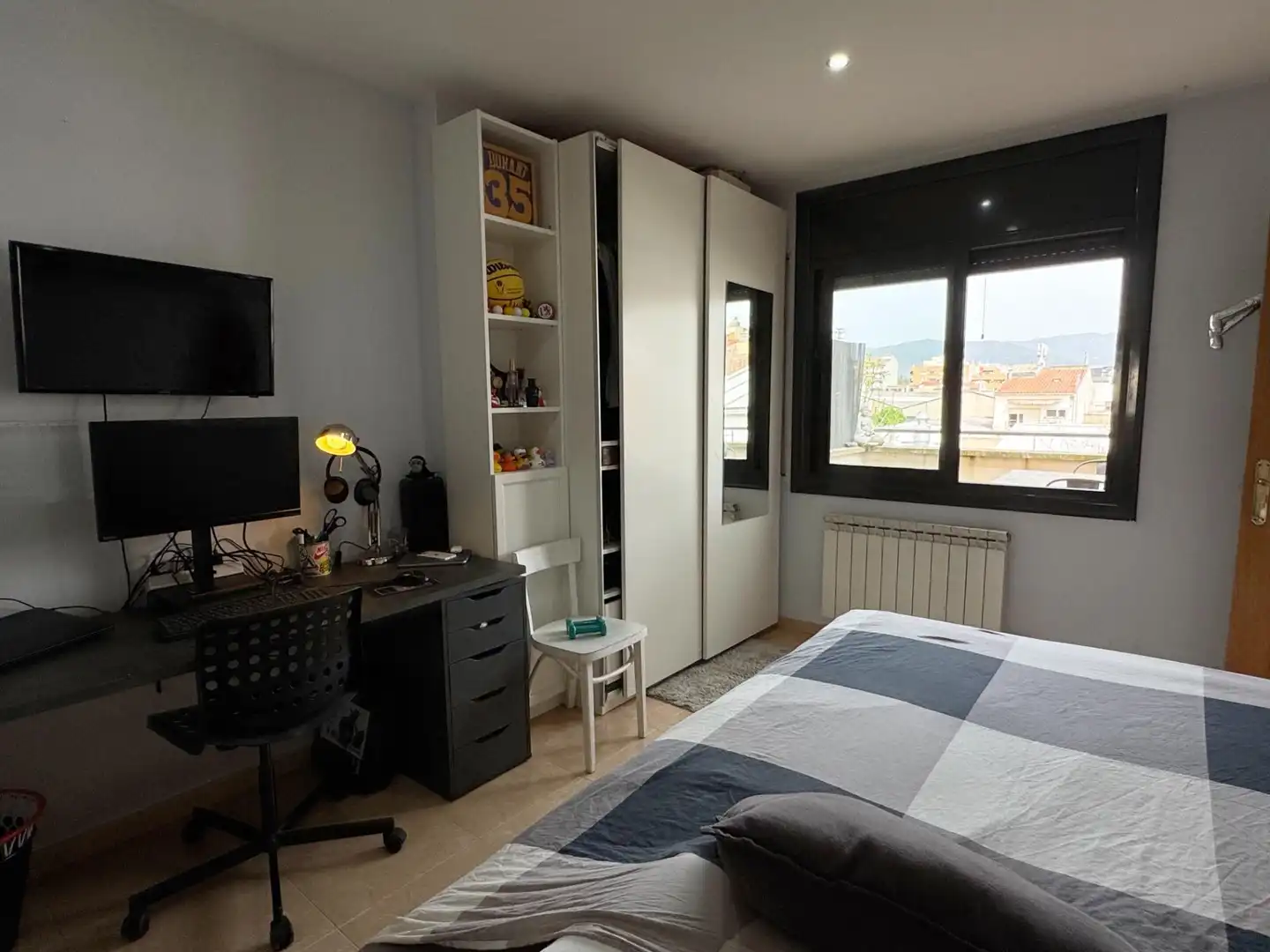 Habitación de Piso en venta en Cardedeu con Aire acondicionado, Calefacción y Jardín privado