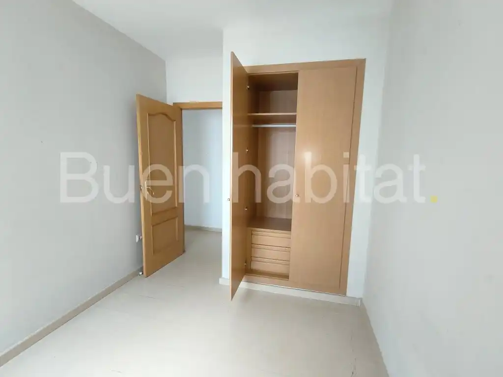 Schlafzimmer von Wohnung zum Verkauf in Foios