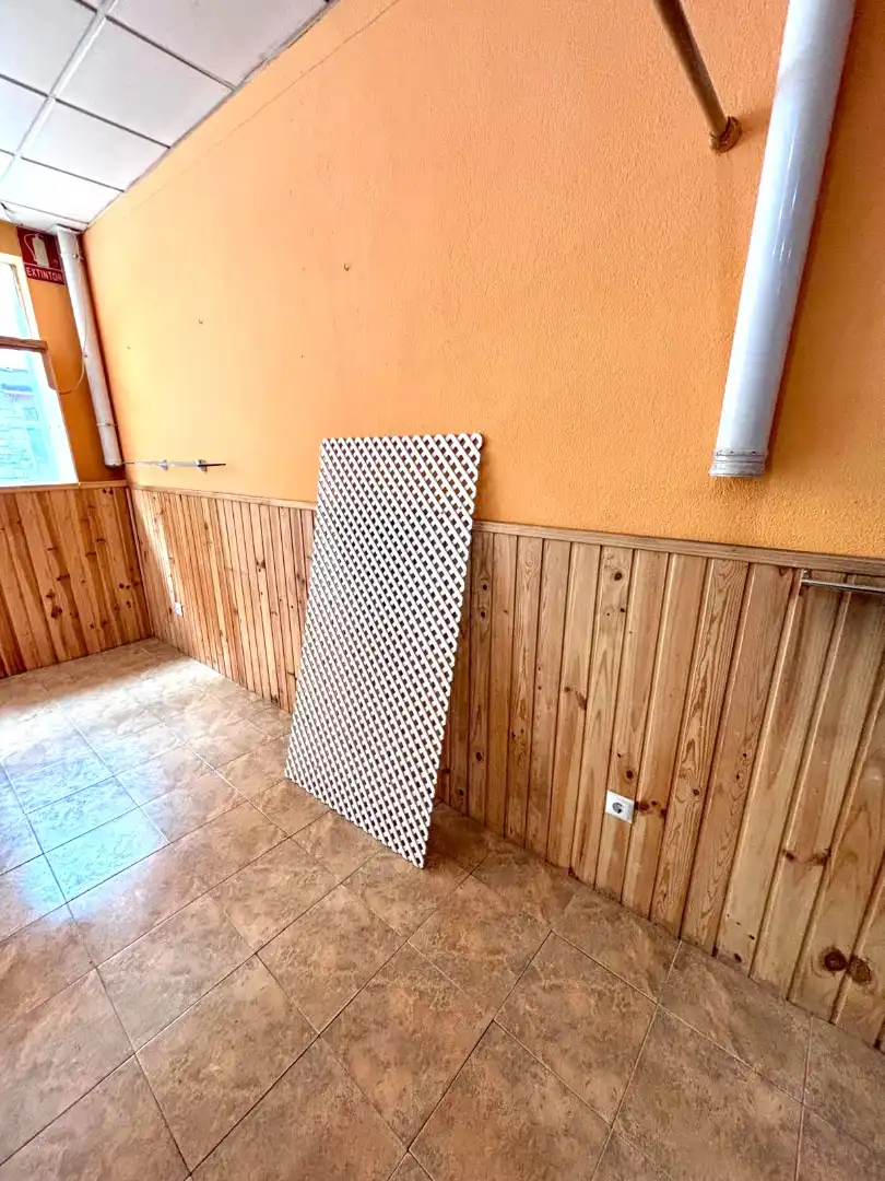 Business premises to rent in Oeste, imagen 19