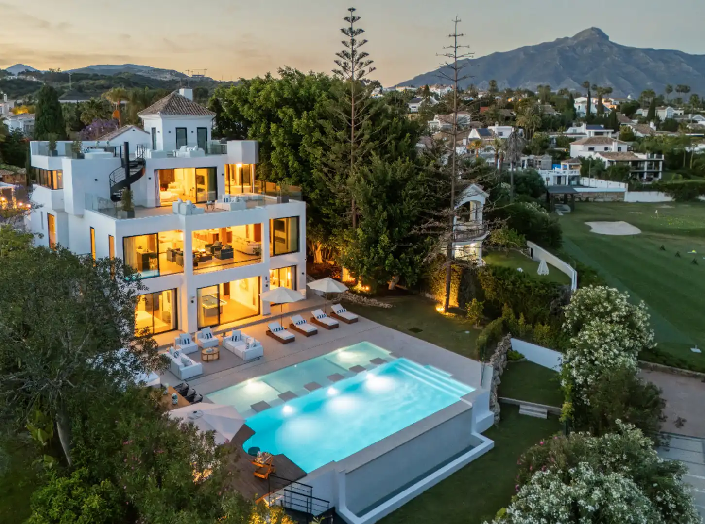 Maison avec terrasse à vendre à Nueva Andalucía, imagen 8