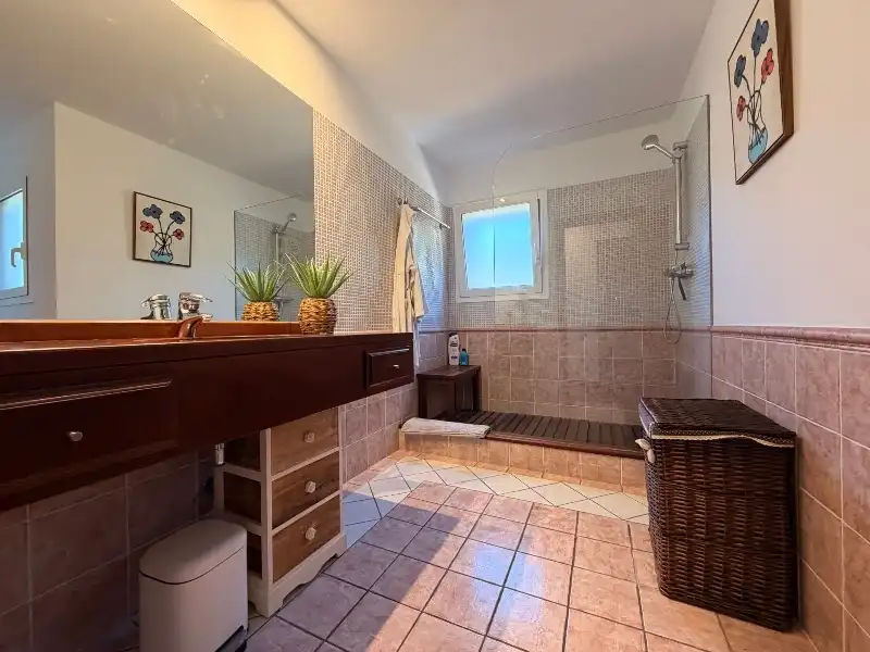Bathroom of Houses for sale in Mont-ras  with Air Conditioner, Heating and Private garden