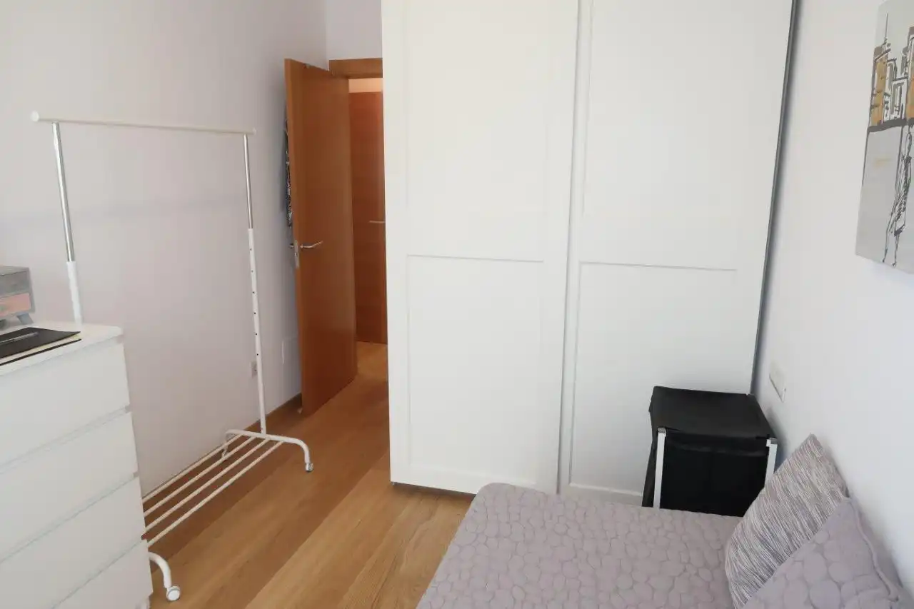 Habitación de Piso en venta en A Coruña Capital  con Calefacción, Terraza y Trastero