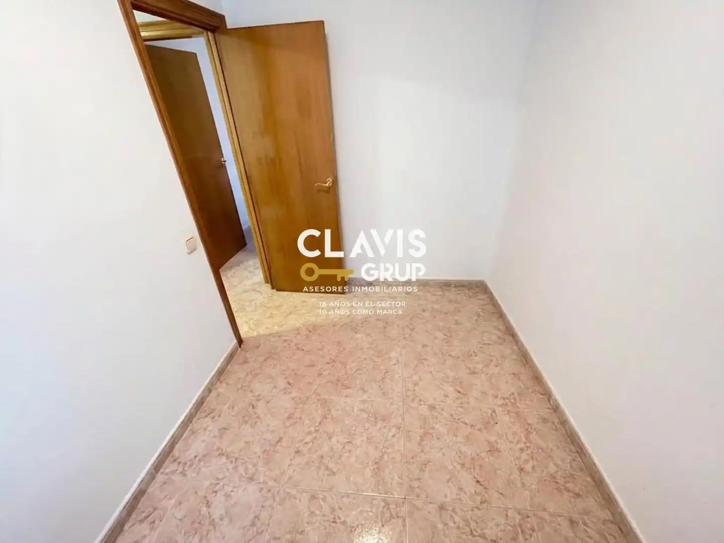 Flat with terrace for sale in Nou Barris, imagen 10