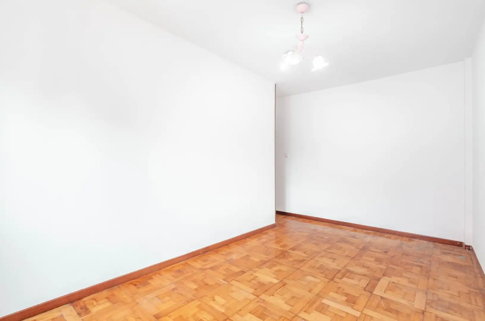 Habitación de Ático en venta en Gijón  con Calefacción, Terraza y Balcón