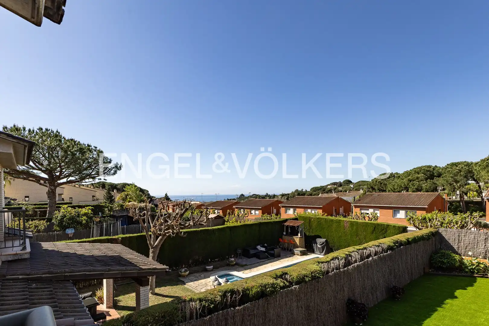 Vista exterior de Casa o chalet de alquiler en Sant Vicenç de Montalt con Calefacción, Jardín privado y Piscina