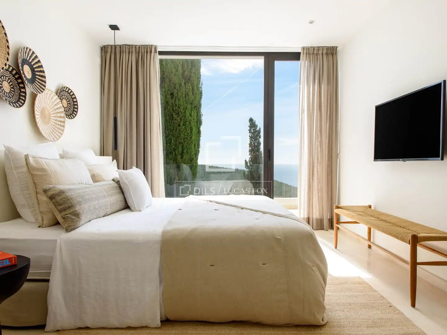 Bedroom of Houses for sale in Santa Eulària des Riu  with Air Conditioner and Swimming Pool